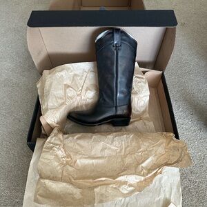 Frye Billy Daisy Pull On